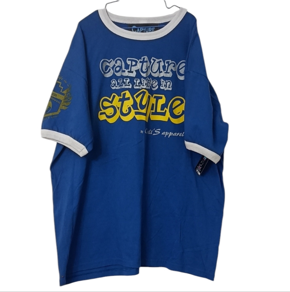 Boys t-shirt size L 12/14